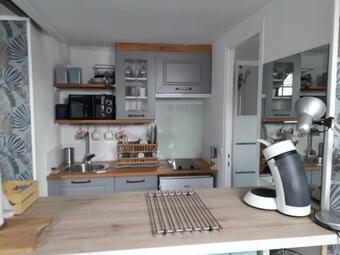 Apartamento Le Mini Loft Montargis Centre 1 � 3 Personnes Parking Linge Wifi Freebox Netflix