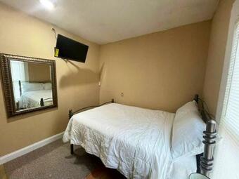 Apartamento Gorgeous Comfy Home On The Second Floor.