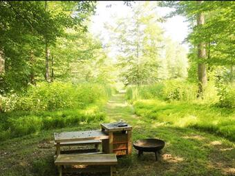 Tentrr - Creek Side: Woodsy Glamping Retreat Near Chincoteague Island!
