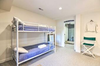 Waterfront Home In Quiet Cove Kayaks On-site