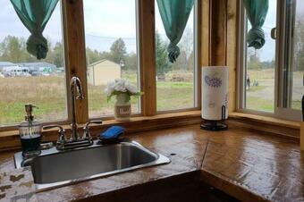The Green Tiny Home On The Farm, Buckley, Wa
