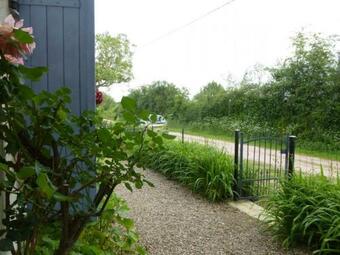 G�te Montoldre, 2 Pi�ces, 2 Personnes - Fr-1-489-170