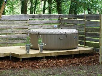 La Fortinerie Glamping Safari Tent With Hot Tub