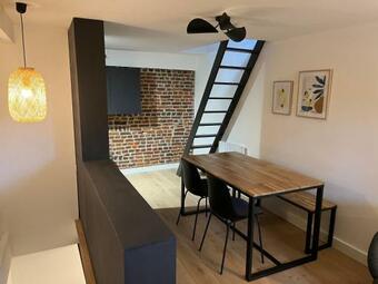 Apartamento F2 Bis (seconde Chambre Dans Bureau 8 M2) Refait � Neuf D�cor� Par Architecte Dans Corps De Ferme Au Calme