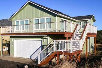 Cottage On The Crest