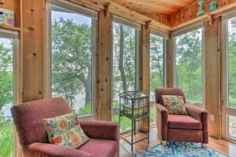 The Friendship Lakehouse With Dock And Fire Pit