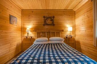 Luxe Lodge & Cabins II