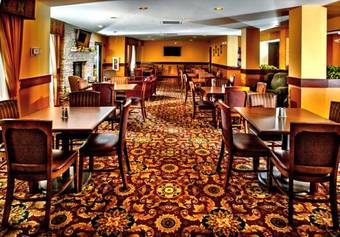 Hotel The Lotus Suites At Midlane Golf Resort