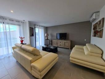 Apartamento Gite Clim 6 Pers, 3 Chambres, 3 Sdb, Pres Roissy