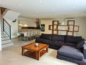 Apartamento G�te De Saint Ladre "la Grange", Proche Roissy Cdg Neuf