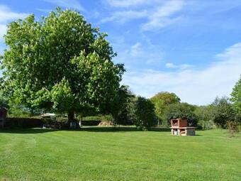 Villa Maison P�rassay, 4 Pi�ces, 6 Personnes - Fr-1-591-152