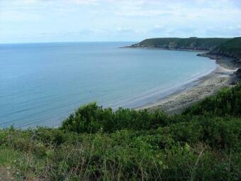 Maison De 2 Chambres Avec Jardin Clos Et Wifi A Plehedel A 5 Km De La Plage