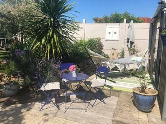 Bed & Breakfast Ardoises Et Agapanthes