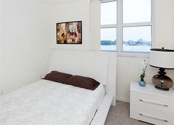 Luxury Apartments At Intracoastal