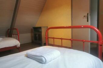 Set Of 2 Independent Typical Breton Gites - 9 Pers