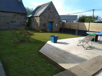 Les Charmantes Pierres Perc�es