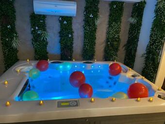 Magnifique Love Room Avec Jacuzzi Privatif Vue Mer