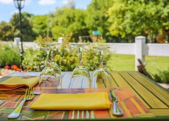 Hotel Logis Le Relais De Pouilly