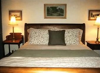 Captain Stannard House Bed And Breakfast Country Inn