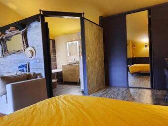 Mas" La Maison De Mon P�re " Proche Avignon � Pujaut