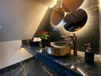 Magnifique Villa Le Golden 89 Jacuzzi Et Sauna Privatif