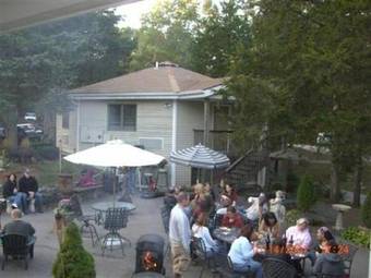 Hostal Cedar Park Inn