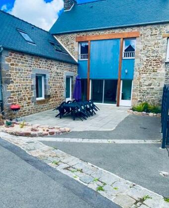 Le G�te De La Mongatelais