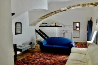 Inviting Medieval 1-bed Apartment In Sauve