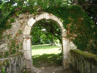 Inviting Apartment In Serrieres En Chautagne With Pool