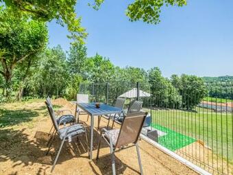 Tranquil Holiday Home In Soturac With Garden