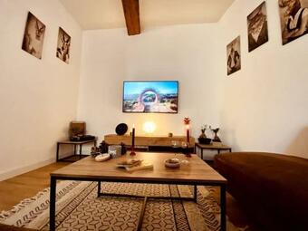 Grande Maison De Charme Avec Jacuzzi !