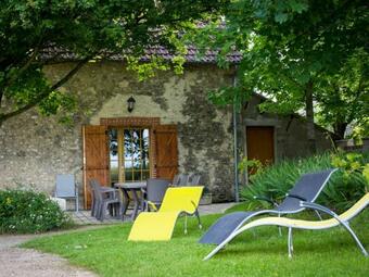 G�te Treilles-en-g�tinais, 5 Pi�ces, 8 Personnes - Fr-1-590-164