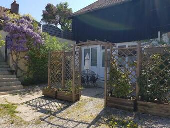 Apartamento Les G�tes De Cour R�mond