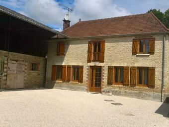 G�te Villy-en-trodes, 5 Pi�ces, 8 Personnes - Fr-1-543-171