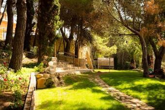 Bed & Breakfast Les Jardins De L'oustal