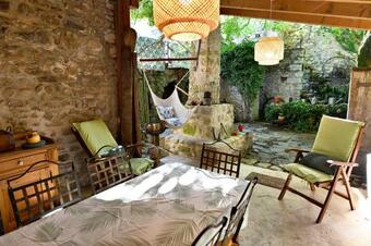 Hostal Le Bruit De L'eau (chambre La Suite)