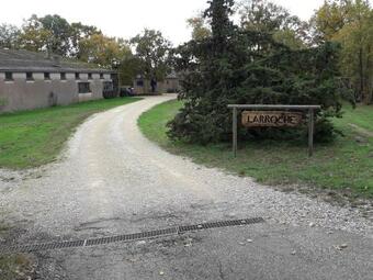 Gite De Larroche