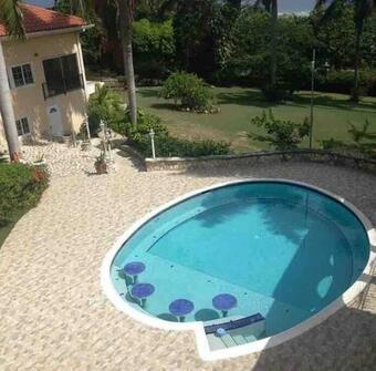 Apartamento Birdhouse Exclusive Villa, Sleeps 6, Trip Plan, Yacht