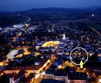 Apartment Vis-�-vis