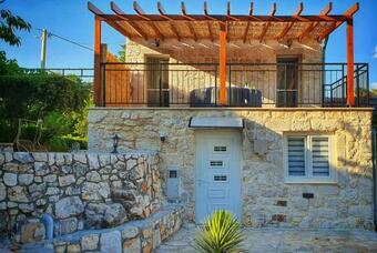 Villa Holiday Home Laura, Makarska - Runovi?i