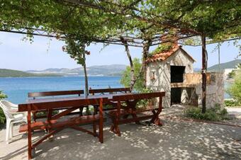 Apartments By The Sea Cove Pjestata, Peljesac - 10236