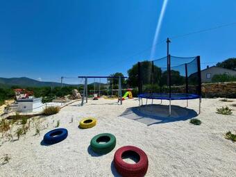 Holiday House Camellia