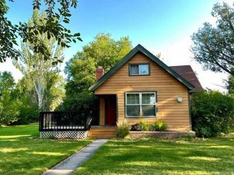 Grandma?s Valley Hideaway! New House Promo For 8!