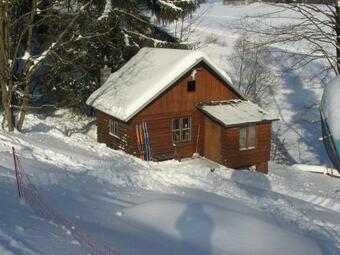 Srub Na Svahu Sjezdovky V Radvanic�ch