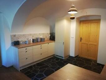 Chalupa U Stolet� L�py ?l�glov