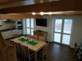 Apartamento B�l� Hora ?tramberk