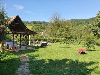 Hostal Valchid Guest House