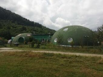 Hostal Domurile Din Z?rne?ti