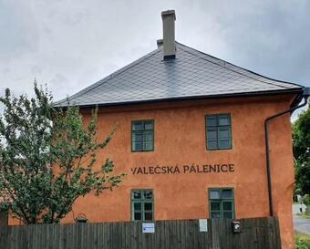 Hostal Vale?sk� P�lenice