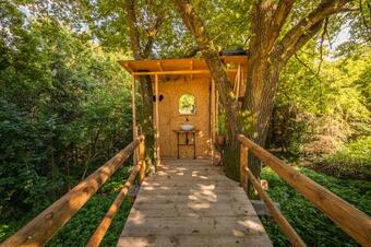 Bar�?ek Na Strom? - Ubytov�n� V Korun�ch Strom?, Treehouse